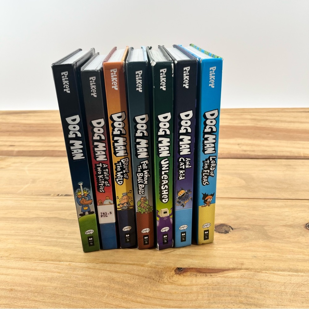 Dog Man Book Series 7 Books Included Selling Cheap! Need to get rid of stuff!